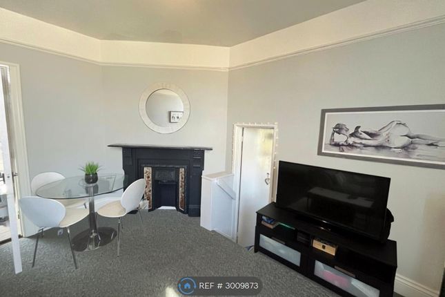 Craneswater Avenue, Southsea photo 4