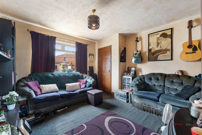 47, Eldon Road, Irlam photo 4