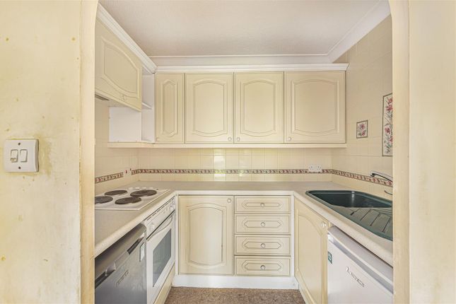 3 Homeshore House, Sutton Road, Seaford photo 4