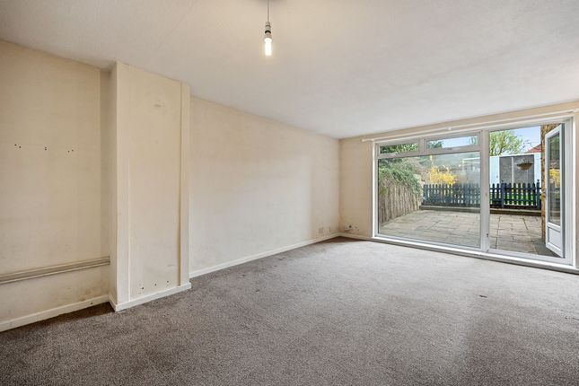 Flat for sale in St. Albans Road, Cheam