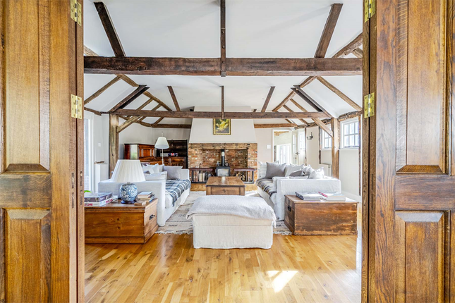Wood Farm Stables, Stichens Green photo 2
