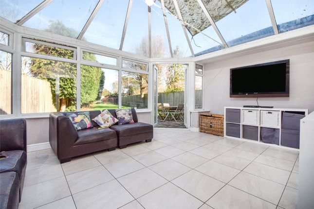 9, Ives Close, Hampshire photo 4