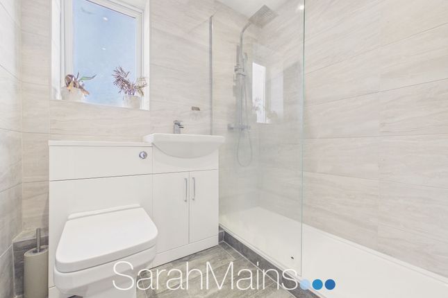 37 Slaley Close, Gateshead photo 3