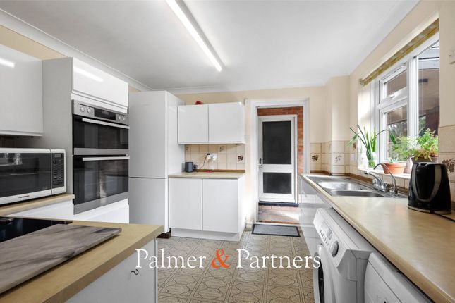 Rivendell, 2, Glentress Close, St Johns, Essex photo 2
