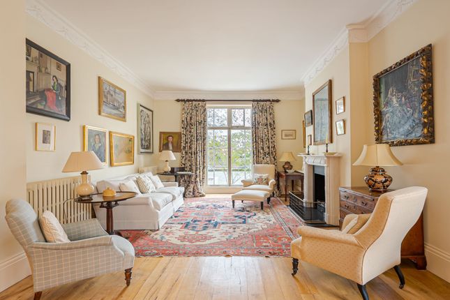 Flat for sale in Ladbroke Road, London