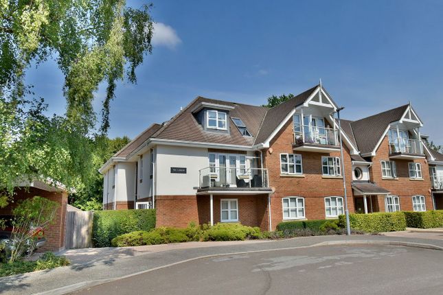 1, The Gables, Manor Close, Ferndown photo 3