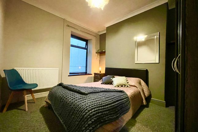 Thumbnail Room to rent in Kinley Street, Swansea