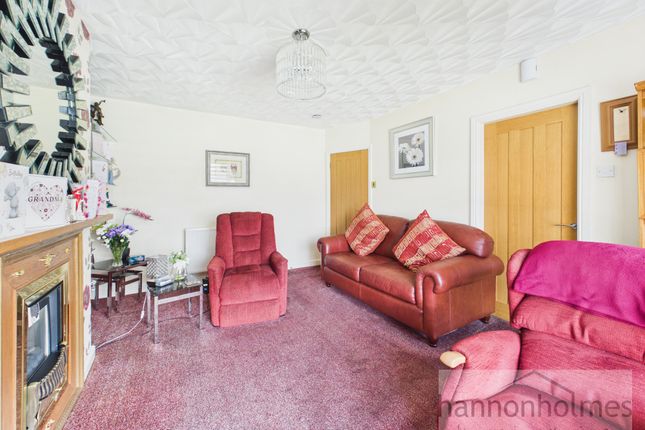 9, Martin Avenue, Bolton photo 2