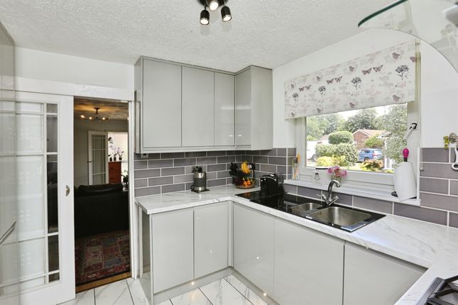 25, Waterbeech Drive, Southampton photo 3
