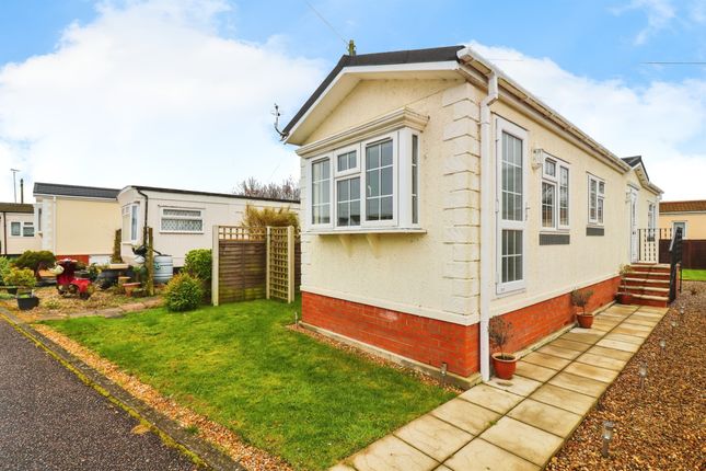 Thumbnail Mobile/park home for sale in Woodland View, Stratton Strawless, Norwich