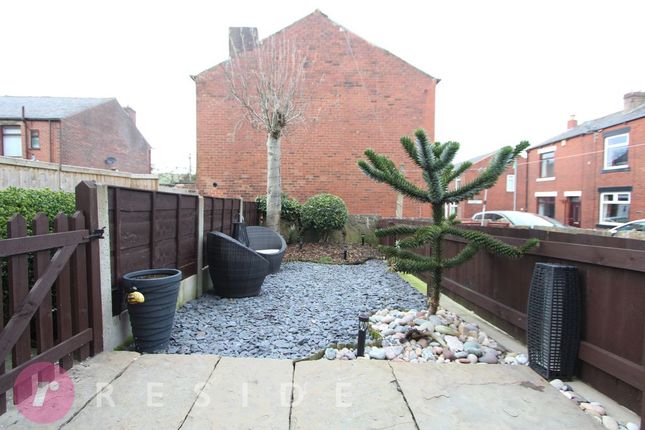 596, Edenfield Road, Rochdale photo 4