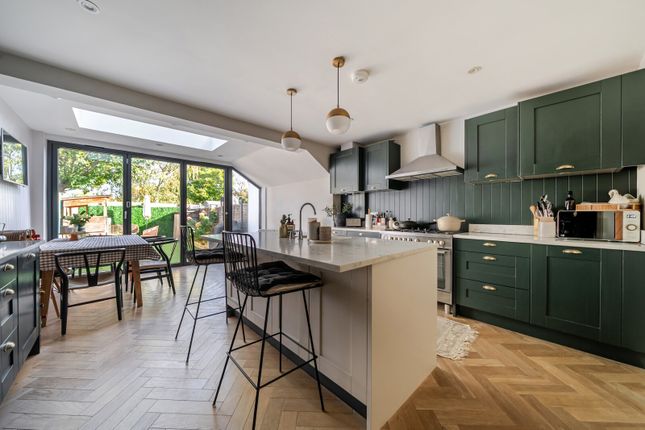 Arlington Road, Teddington photo 4