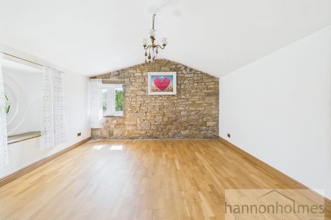 Cam05283G0-Pr0050-Still053