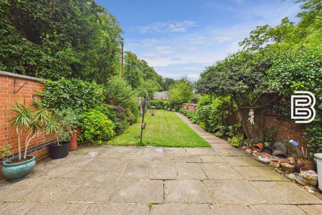 38, Hillmorton Road, Rugby photo 2