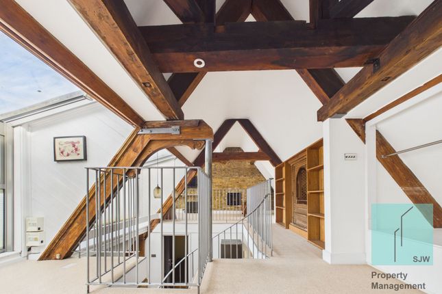 Apt 8, 101 Amies Street, London photo 2