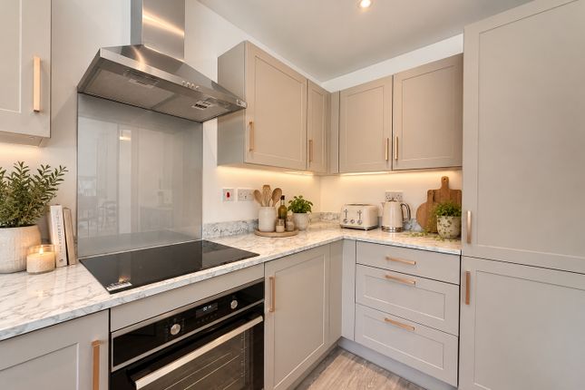 5, Gault Crescent, Cambridgeshire photo 2