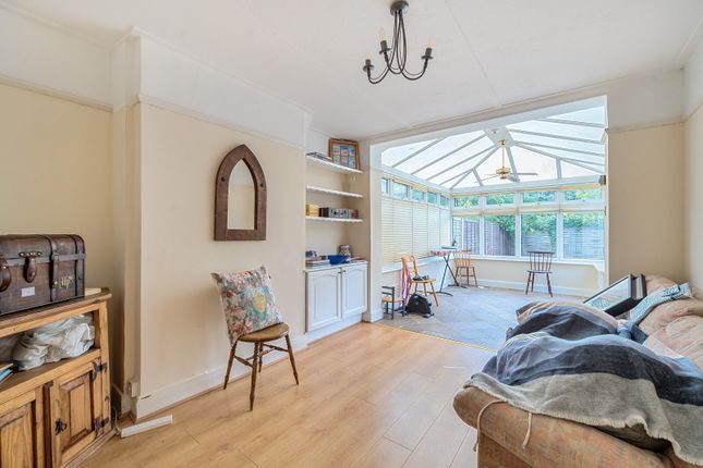 Rosemary, 23, Woodlands Avenue, West Byfleet photo 3