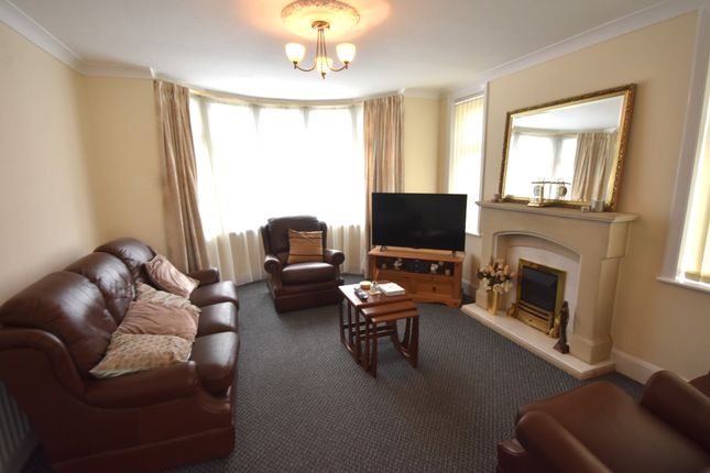 87, Momus Boulevard, Coventry photo 2