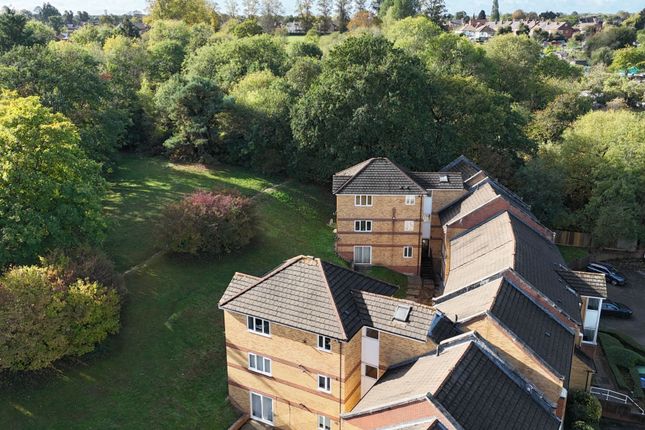 Flat 21, Wheeler Court Armour Hill, Reading photo 4