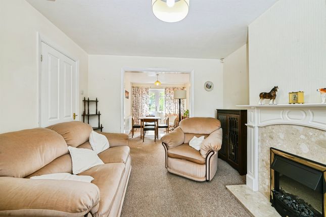 59, Sunningdale Drive, Ilkeston photo 4