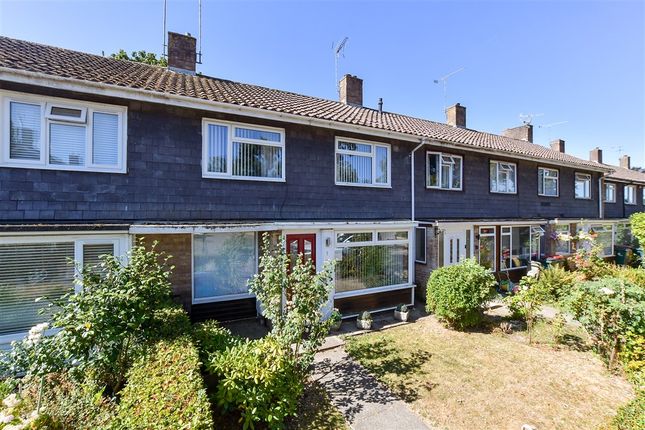 3-bed house on Covert Close Northgate, Crawley, £248,000