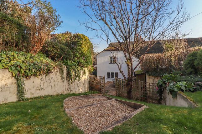 Cob Cottage, 33, High Street, Andover photo 3