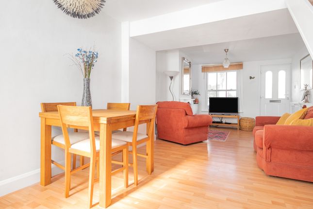 3 Lorne Road, Richmond, Surrey photo 3