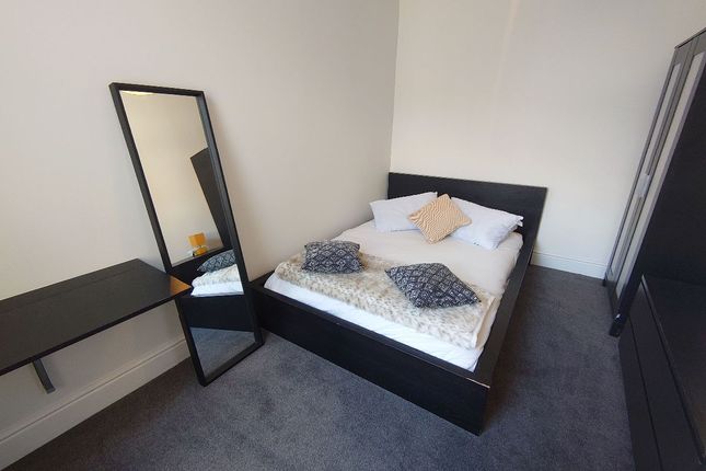 15 Frost Street, Liverpool photo 4