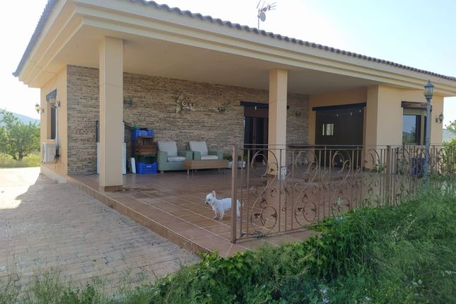 Villa for sale in 30510 Yecla, Murcia, Spain