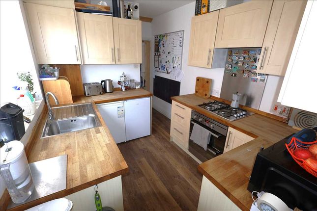 Peel Road, Wolverton, Milton Keynes photo 5