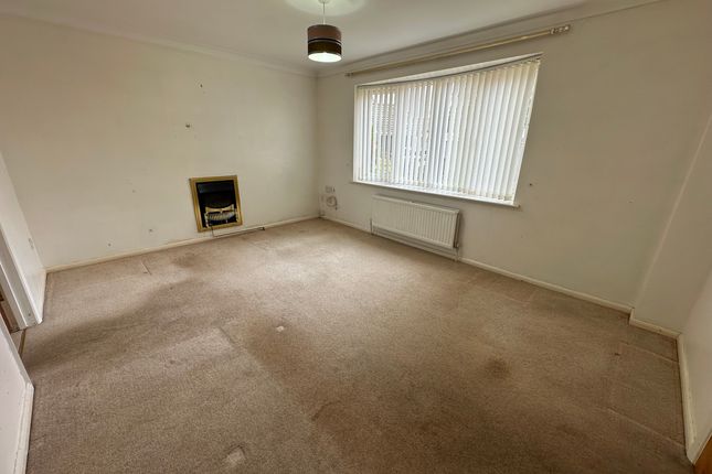 24 Lowry Way, Stowmarket photo 2