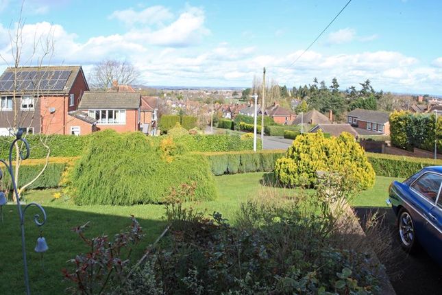 90, Barnfield Crescent, Telford photo 3