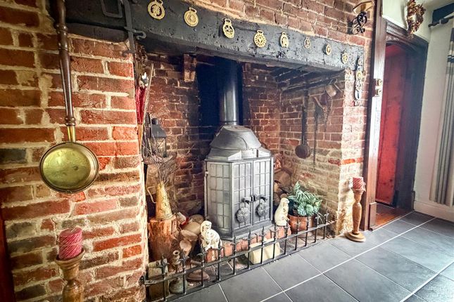 88, Colchester Road, St. Osyth photo 4