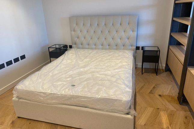 Swich House - Bedroom.Jpg