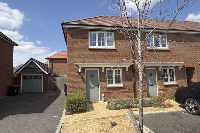 2-bed terraced on 11, Rockley Close, Swindon, £1,300/mo
