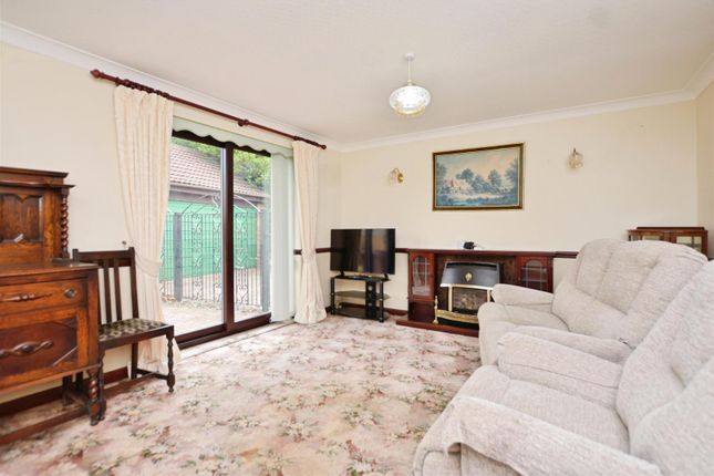 33, St. Davids Crescent, Scunthorpe photo 3