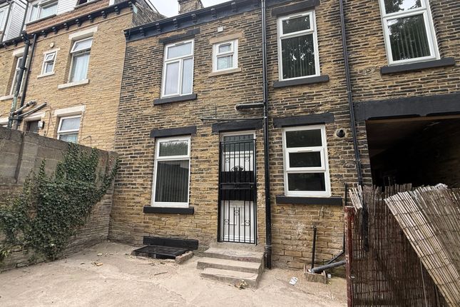 59, Grantham Road, Bradford photo 2