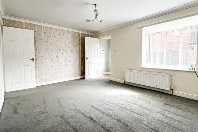 9, Northfield Close, Middlesbrough photo 5