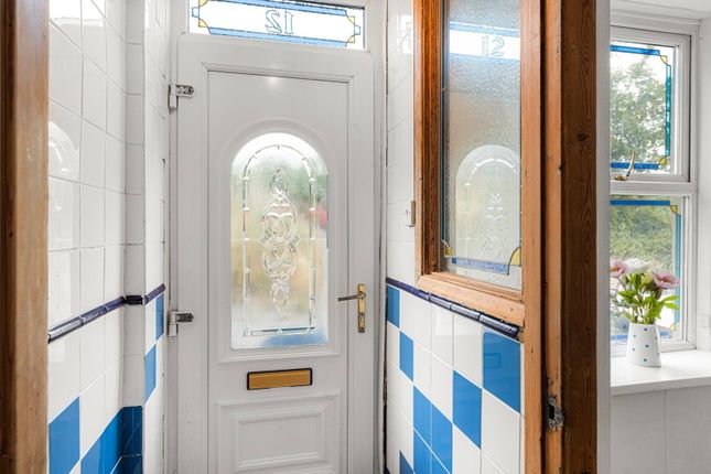 12, Castle Street, Pontypool photo 2