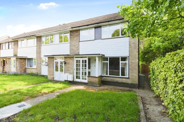 End terrace house for sale in Porters Close, Brentwood, Essex
