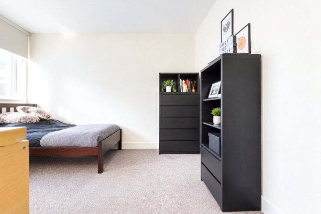 Flat 2, 40, St Georges Road, East Sussex photo 3