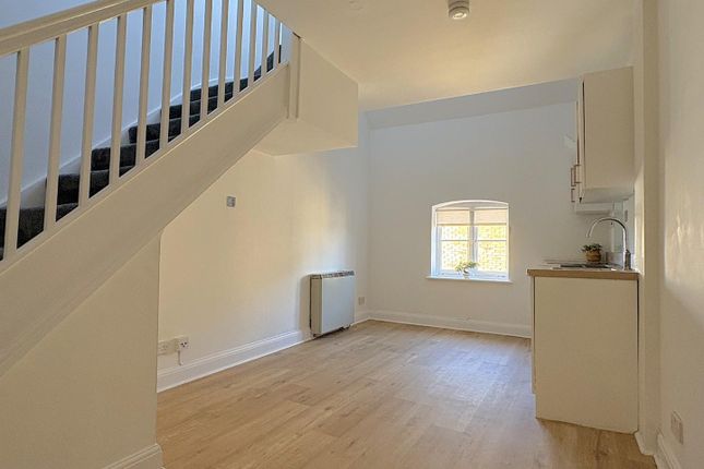 Flat 53, The Maltings, Clifton Road, Gravesend photo 3