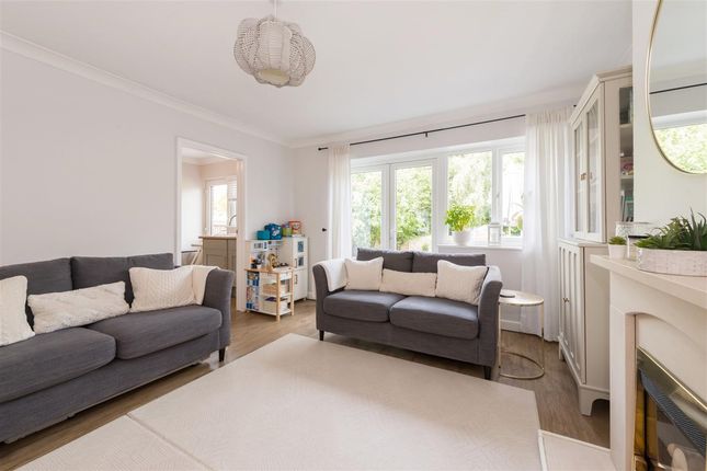 3, Oxenden Crescent, Canterbury photo 3