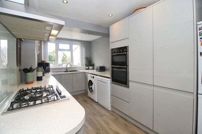 18, Clint Hill Drive, Leicester photo 3