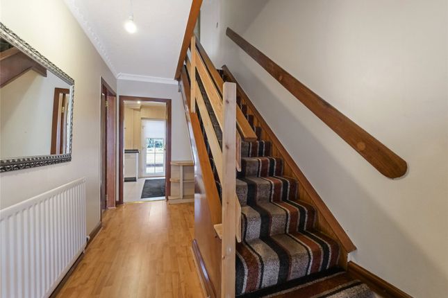 43, Glen Park, North Lanarkshire photo 3