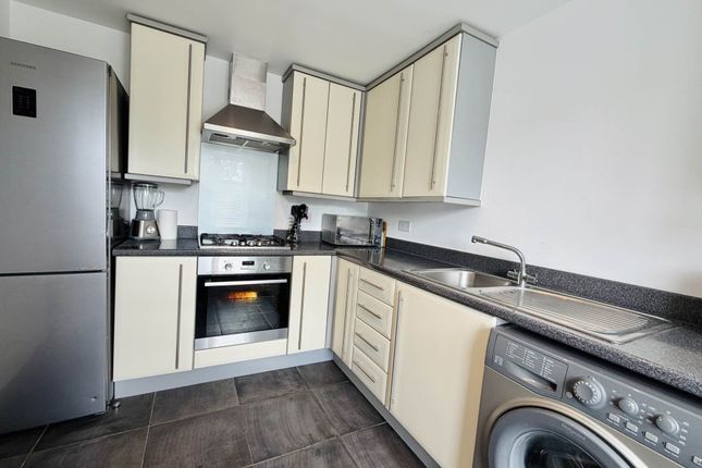 45, Juniper Way, Didcot photo 3