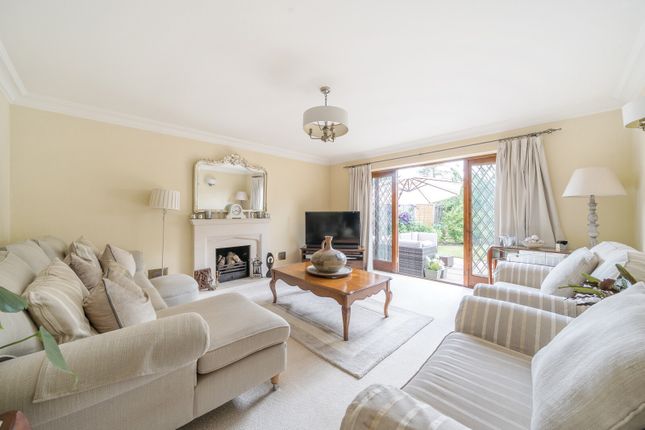 Chestnut Cottage,, Westwood Lane, Normandy photo 3