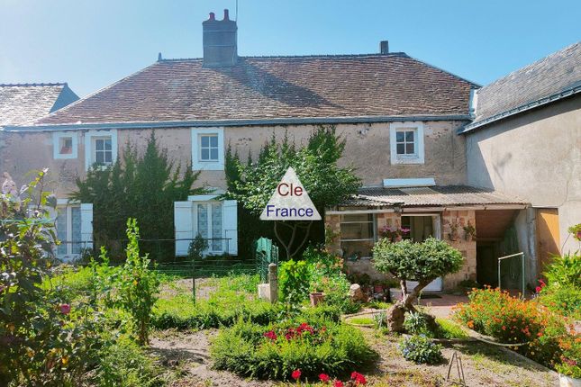 Property for sale in Daumeray, Pays-De-La-Loire, 49640, France