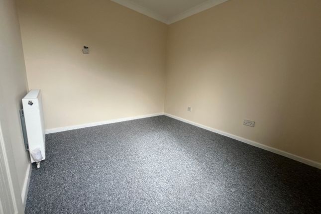 47 Birch Drive, Bournemouth photo 4