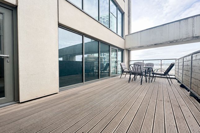 Apt 109, 1 William Jessop Way, Liverpool photo 3